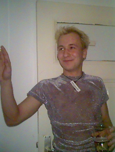babygay.jpg (60934 Byte)