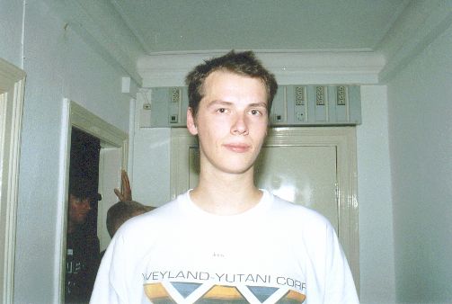 Donny3.jpg (23661 Byte)
